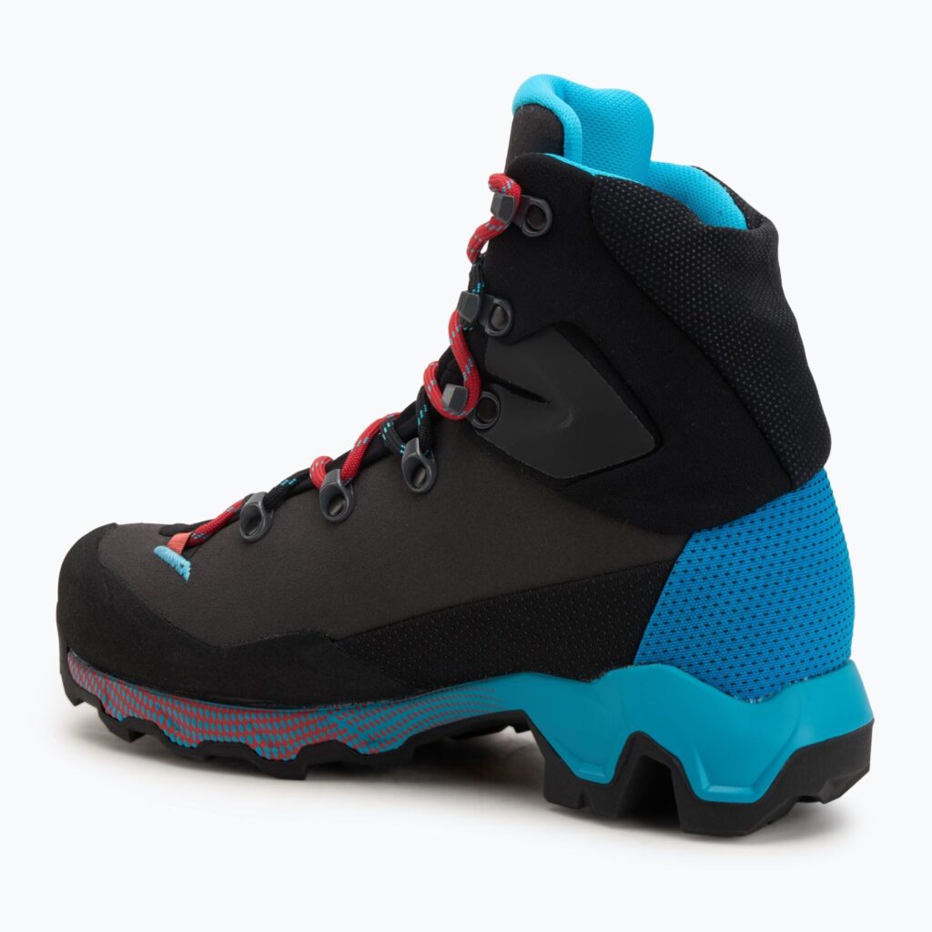 Ботинки женские La Sportiva Aequilibrium Trek GTX carbon/malibu blue
