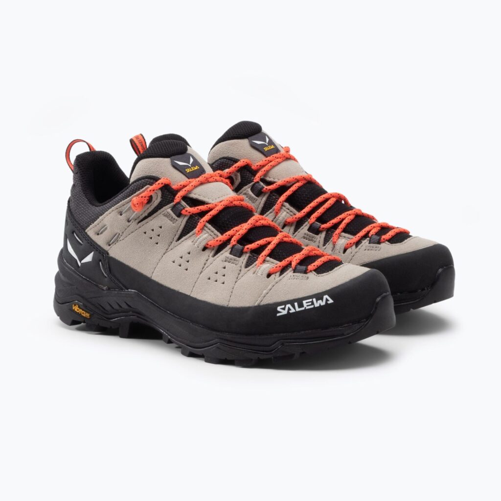 Кроссовки Женские ботинкиSalewa Alp 2 oatmeal/black
