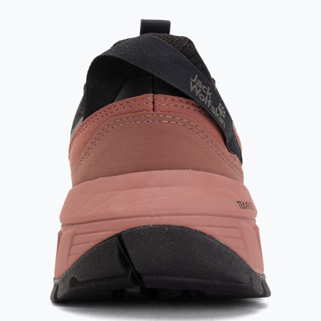 Кроссовки женские Jack Wolfskin Wild Hike Texapore Low Mineral Red