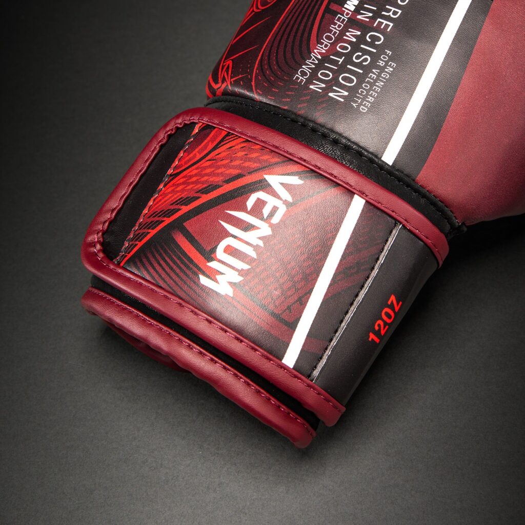 Перчатки Venum Crimson Viper 2.0 Impact Boxing s - Black/Red