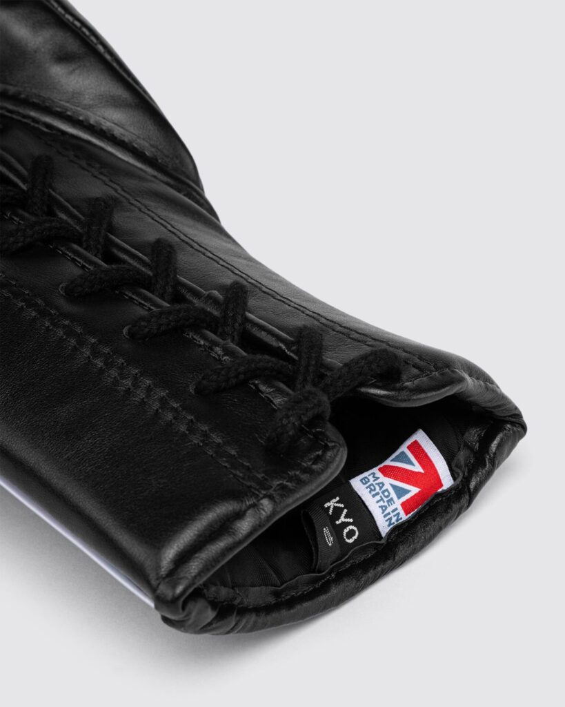 Fly Перчатки Kyo Fight s - Black