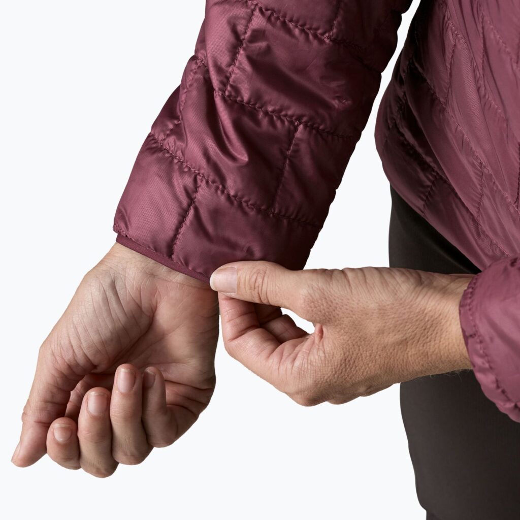 Куртка женская Patagonia Nano Puff Hoody berry fig