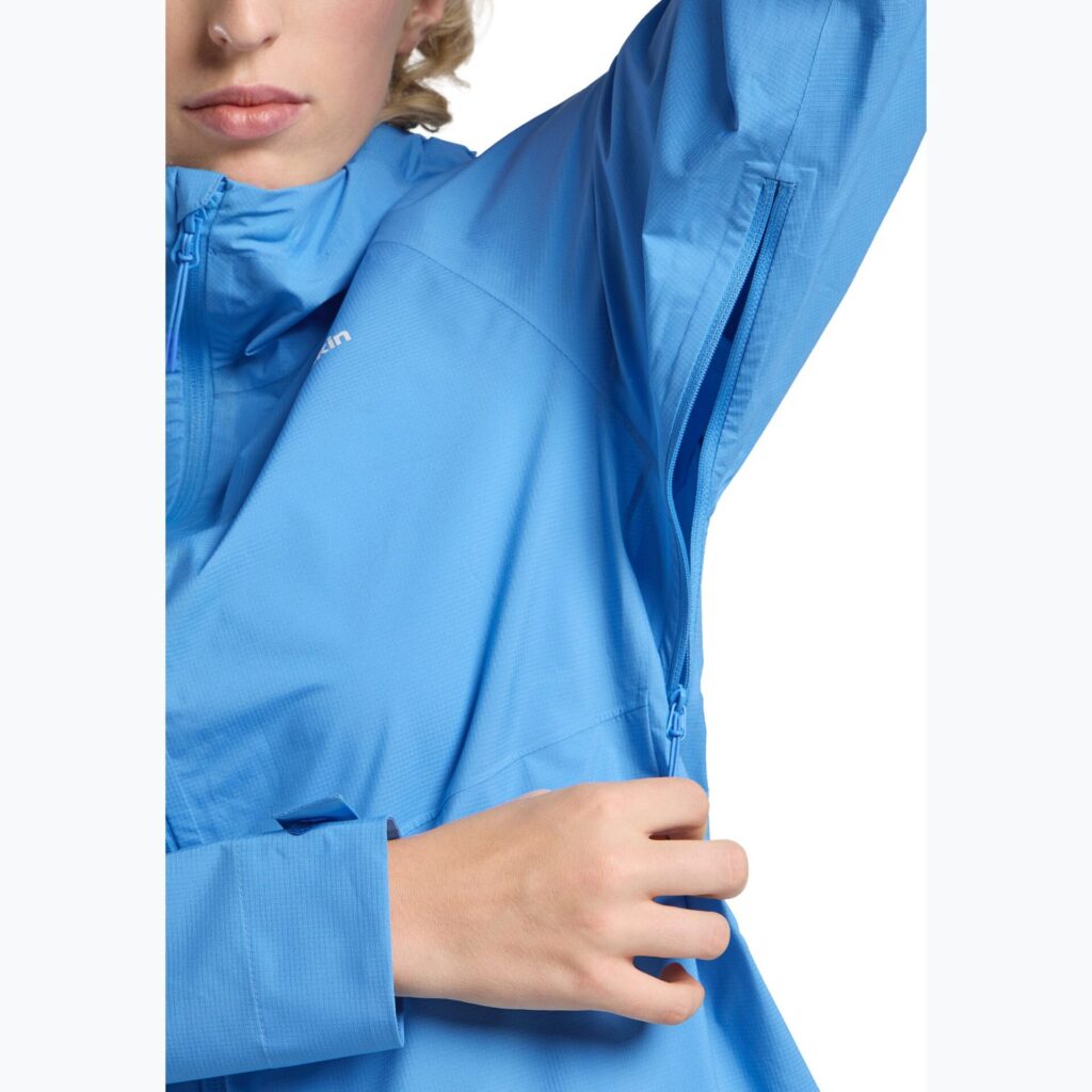Женская непромокаемая курткаJack Wolfskin Prelight 2.5L LT mid blue