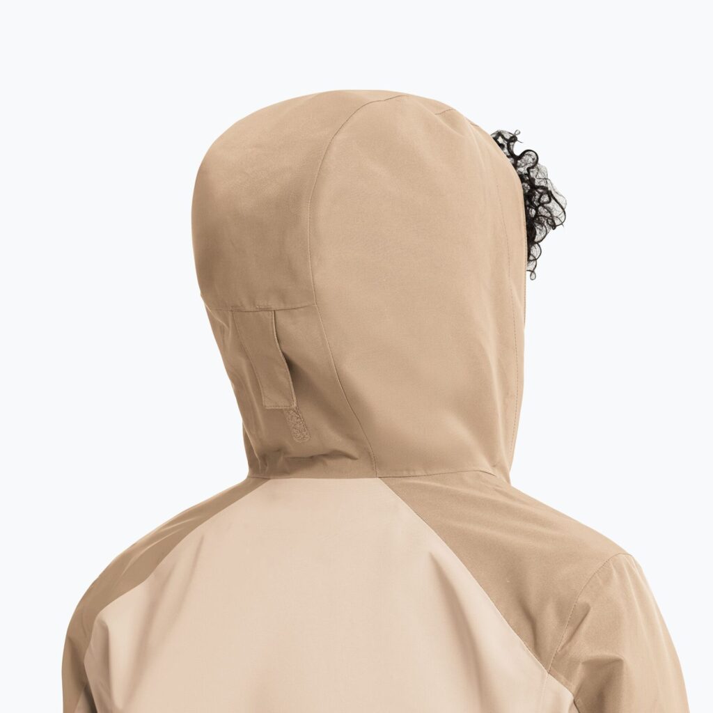 Женская непромокаемая курткаJack Wolfskin Wildbound 2L oyster