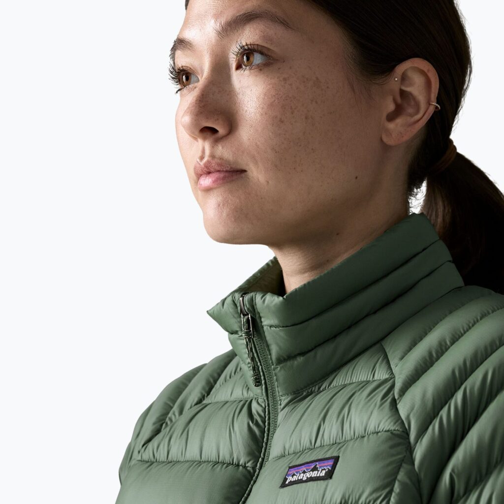 Куртка женская Patagonia Down Sweater canopy green