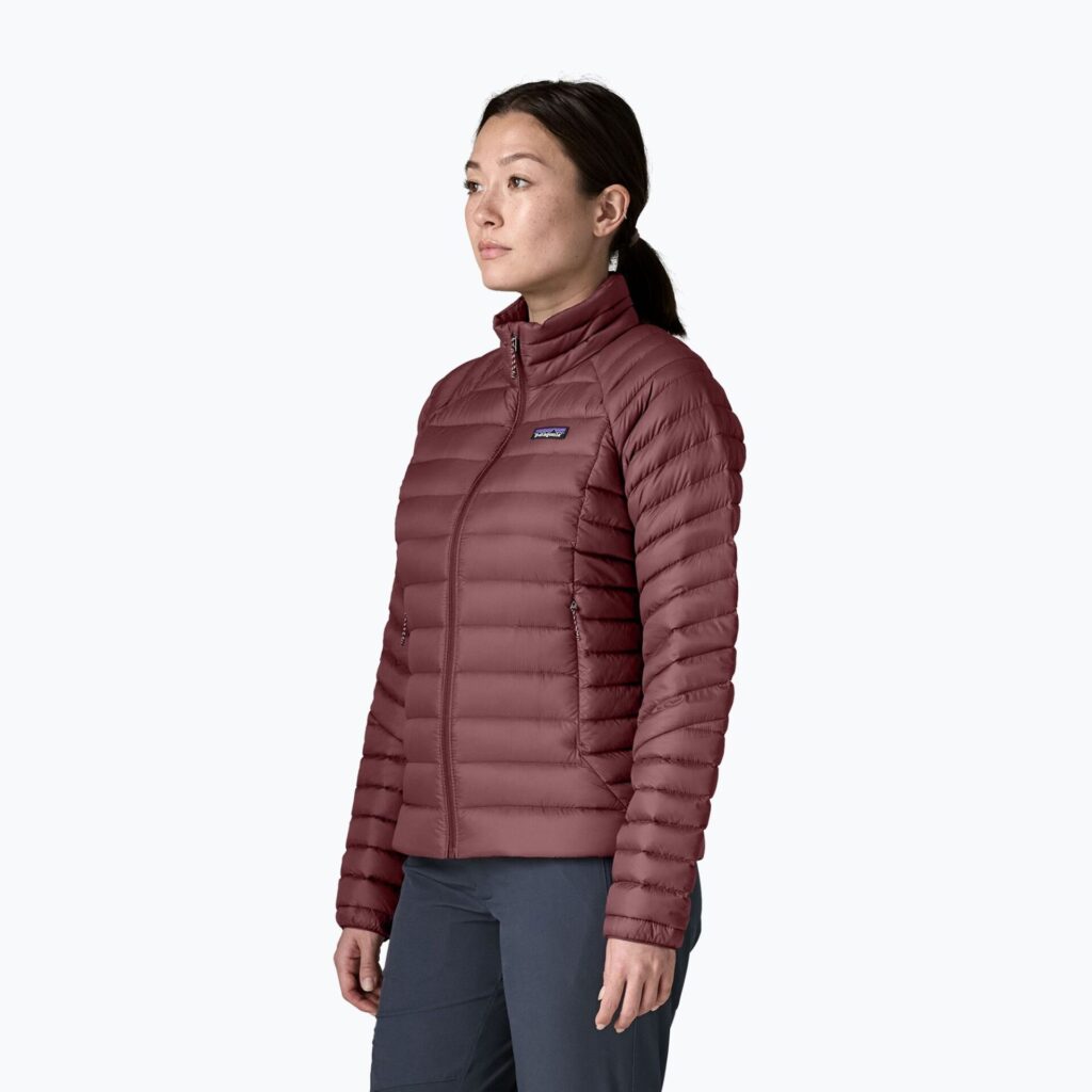 Куртка женская Patagonia Down Sweater dark ruby