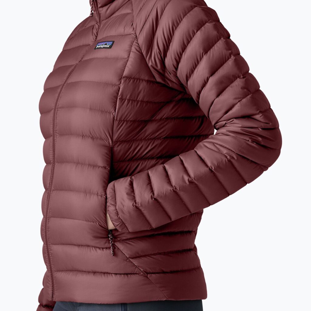 Куртка женская Patagonia Down Sweater dark ruby