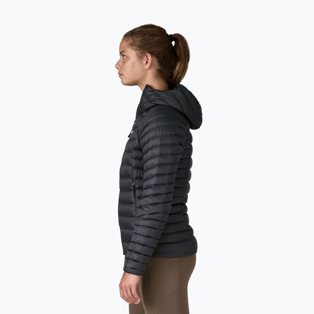 Куртка женская Patagonia Down Sweater Hoody black