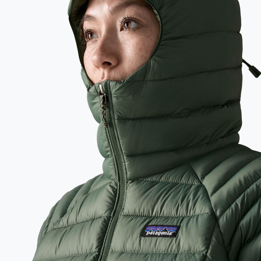 Куртка женская Patagonia Down Sweater Hoody canopy green