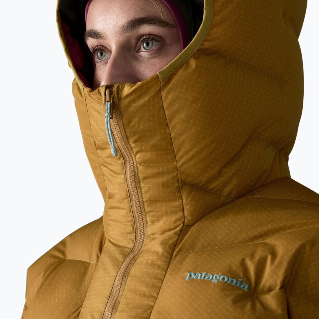 Куртка женская Patagonia Durable Down Parka bobcat brown