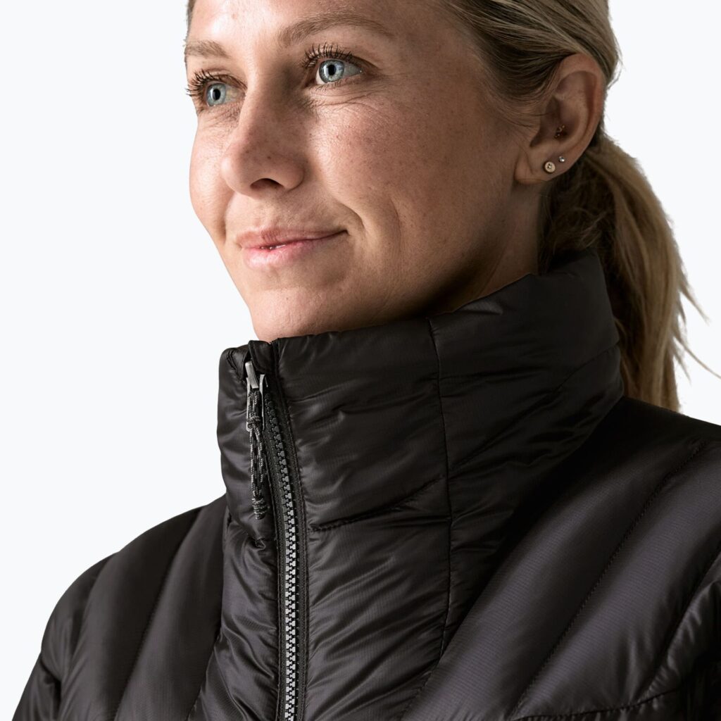 Куртка женская Patagonia Fitz Roy Down black