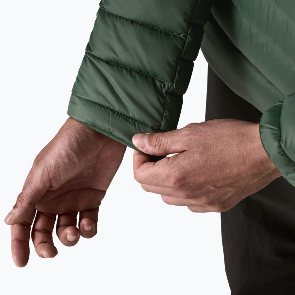 Куртка мужская Patagonia Down Sweater treeline green