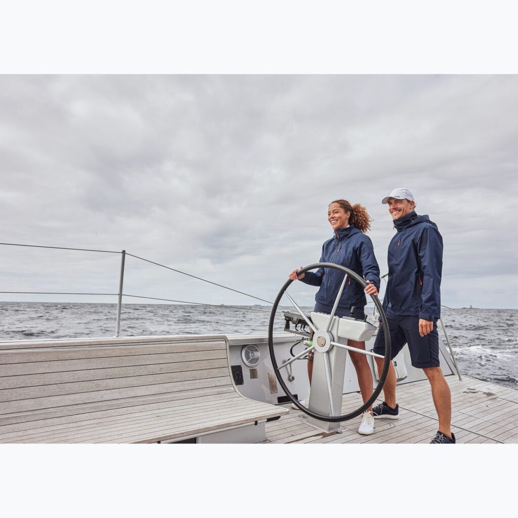 Куртка мужская Helly Hansen Crew Hooded 2.0 navy
