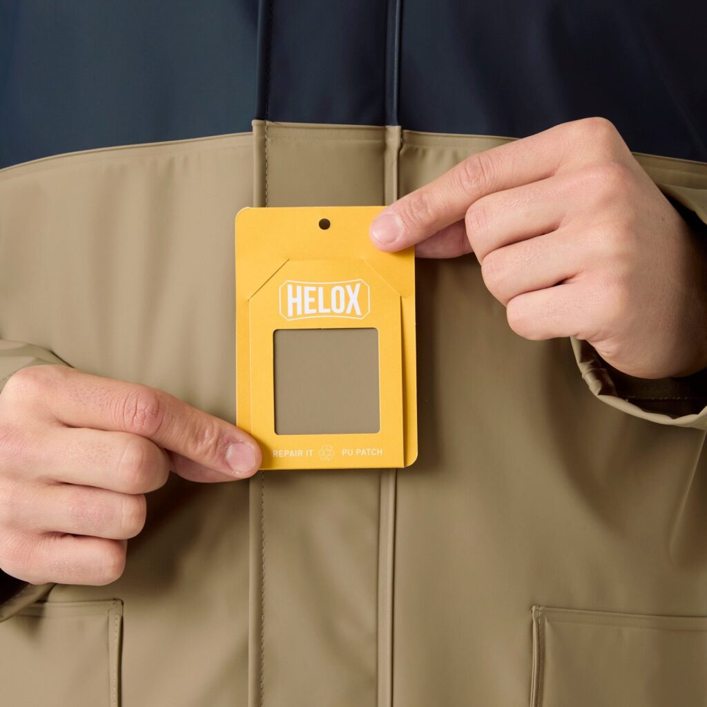 Куртка мужская Helly Hansen Moss Block Coat pebble