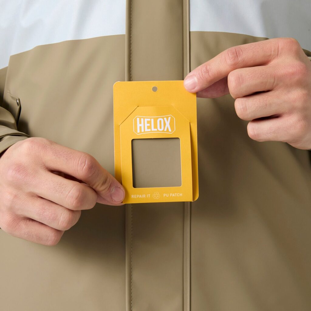 Куртка мужская Helly Hansen Moss Insulated Coat pebble