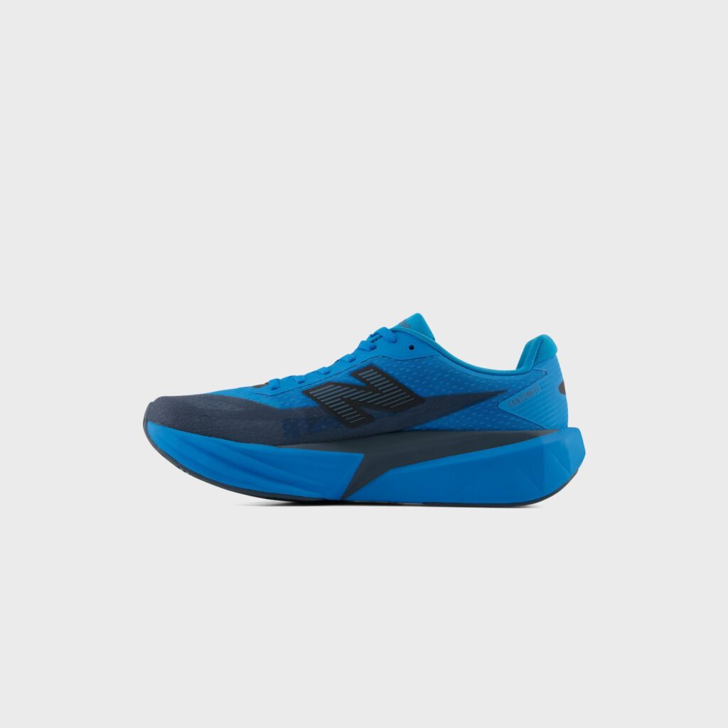 Кроссовки New Balance FuelCell Rebel v5 - Altitude / Shadow Blue