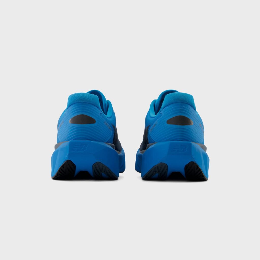 Кроссовки New Balance FuelCell Rebel v5 - Altitude / Shadow Blue