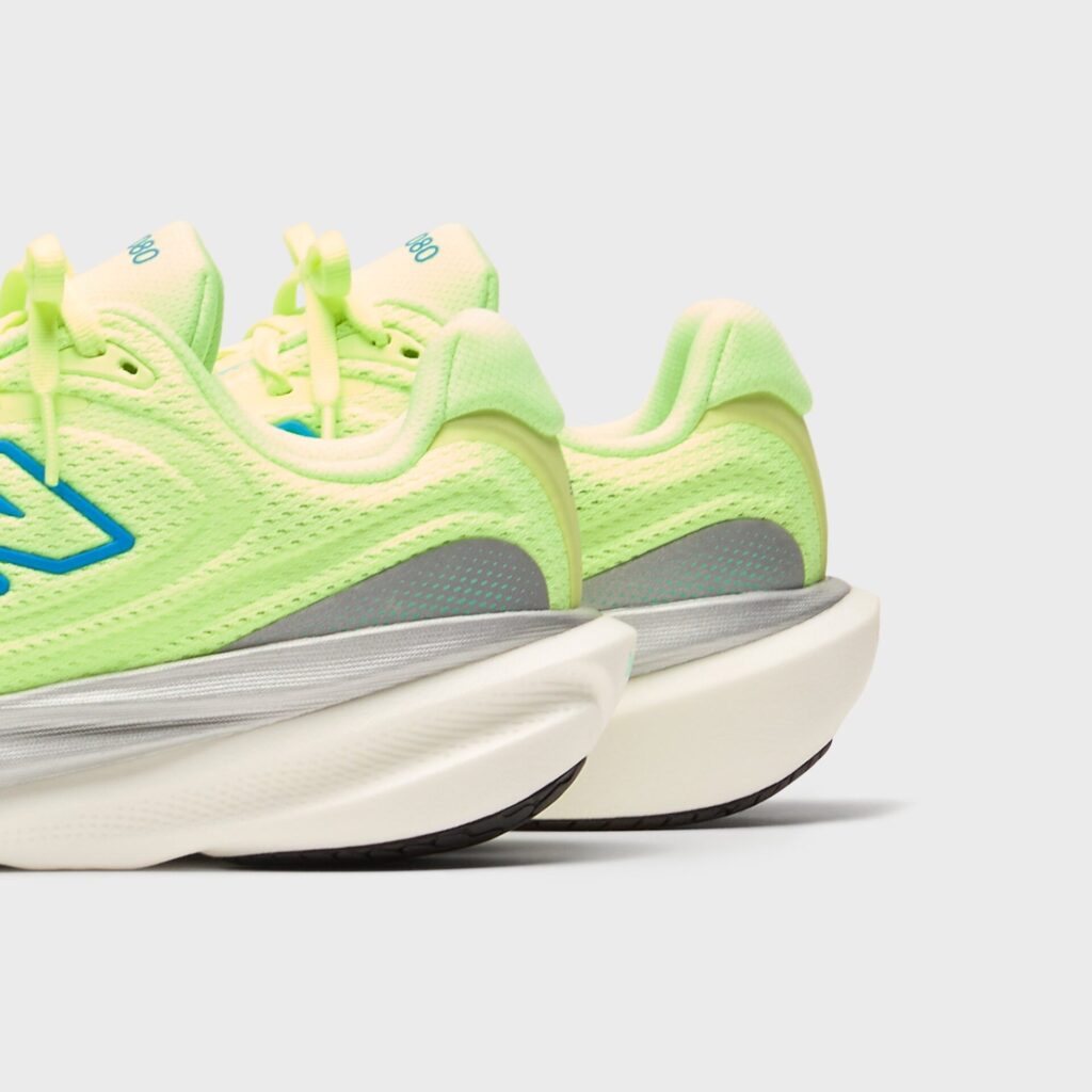 Кроссовки New Balance 1080v15 - Afterglow / Blue Bird / Silver Metallic