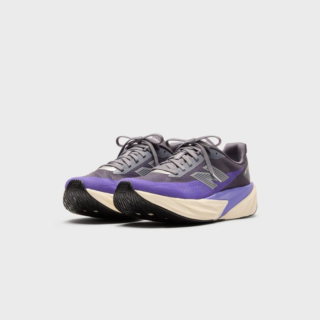 Кроссовки New Balance FuelCell Rebel v5 - Electric Indigo / Truffle Salt / Silver Metallic