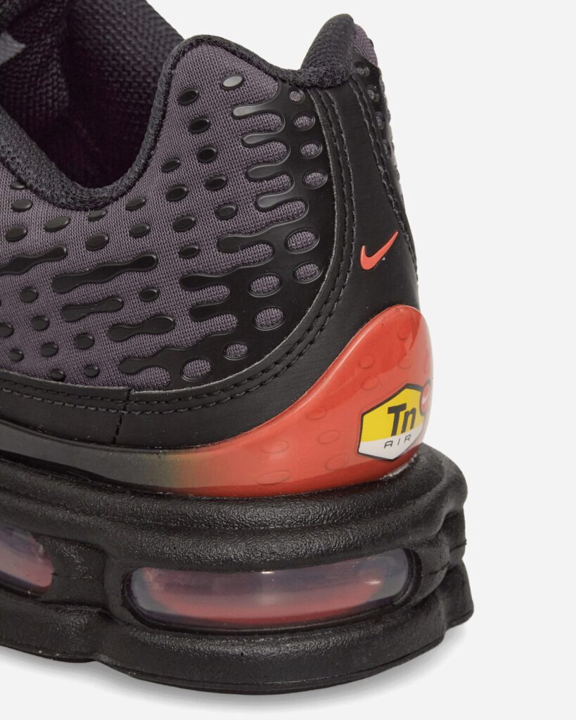 NIKE Кроссовки Air Max Plus VII Black / Medium Ash / Bright Crimson / Dark Copper