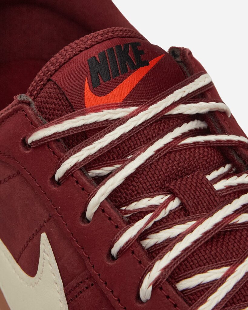 Nike Кроссовки Astrograbber Dark Team Red / Coconut Milk