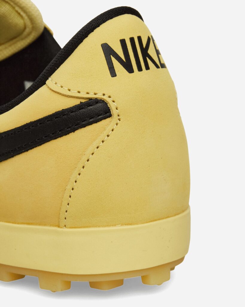 Nike Кроссовки Astrograbber Soft Yellow / Black