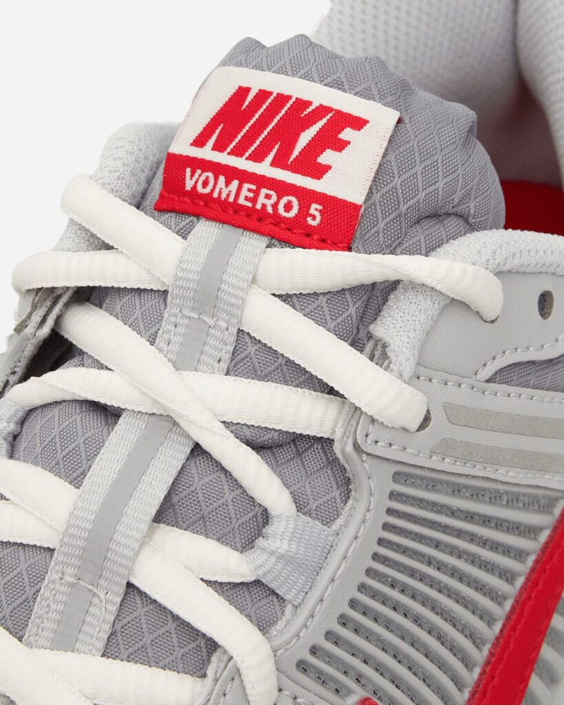 NIKE Кроссовки Zoom Vomero 5 SE Grey Fog / Particle Grey / Phantom / University Red