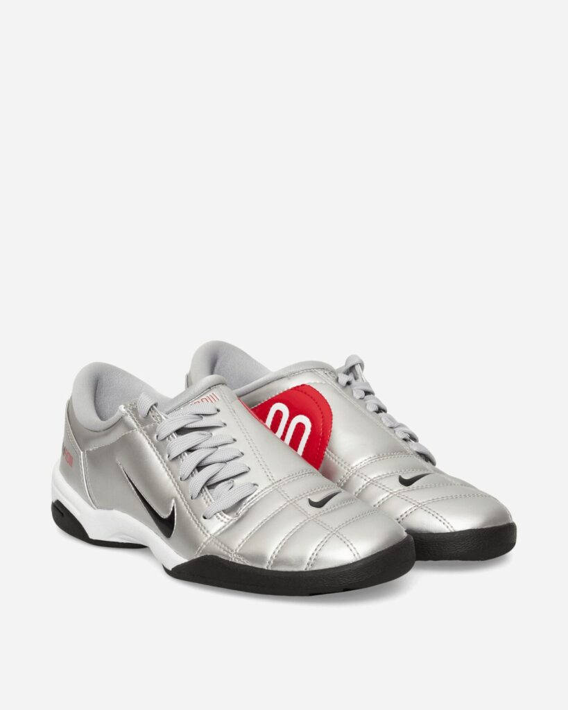 Nike Кроссовки Women's Total 90 Silver / University Red