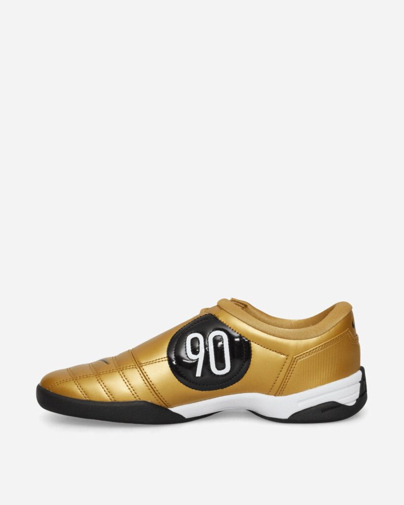 Nike Кроссовки Women's Total 90 Metallic Gold / Black