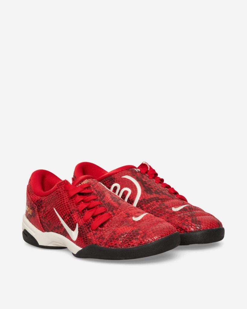 Nike Кроссовки Women's Total 90 Fire Red / Pale Ivory