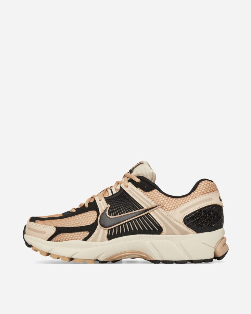Nike Кроссовки Women's Zoom Vomero 5 Sanddrift / Black / Hemp