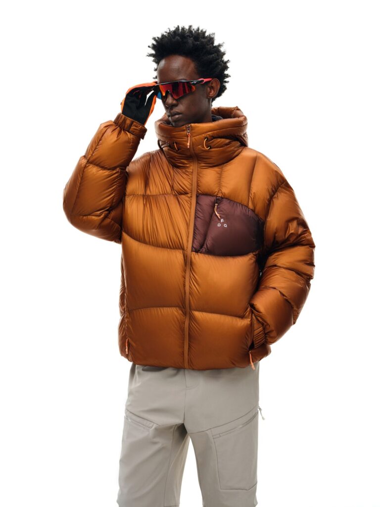 FPA Пуховик 800 Fill Power Contrast Hooded Down