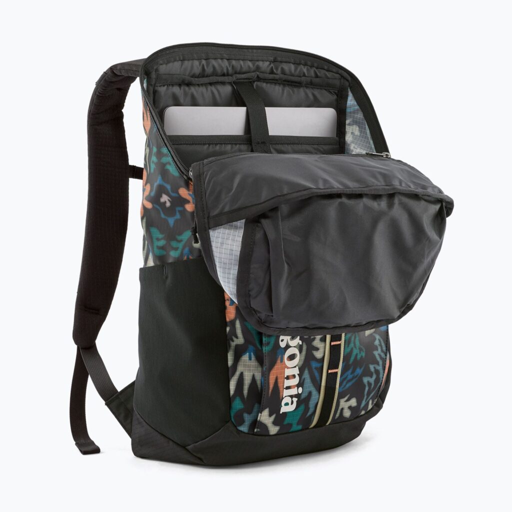Рюкзак Patagonia Black Hole Pack 25 l kaleido/black