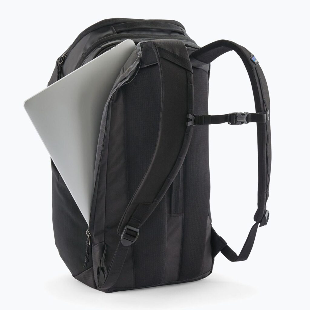 Рюкзак Patagonia Black Hole Pack 32 l black/black