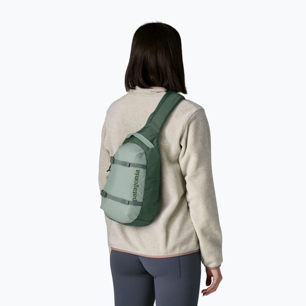 Рюкзак Patagonia Atom Sling 8 l cover green