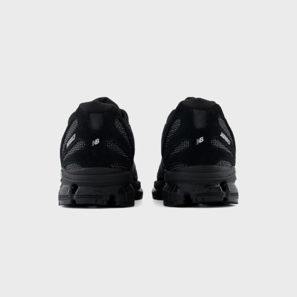 Кроссовки New Balance Abzorb 1890 - Black / Silver Metallic / Black Cement