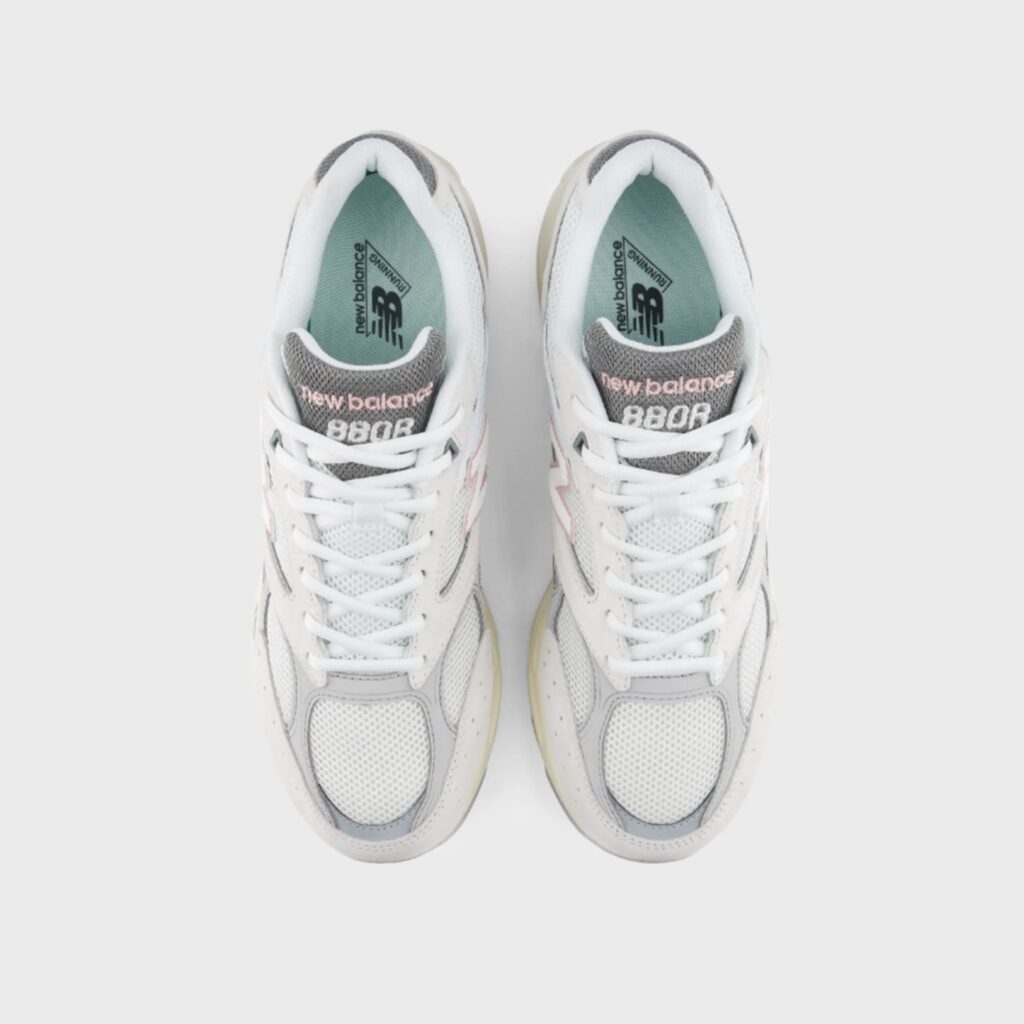 Кроссовки New Balance 880R - Reflection / NB 103 White / Rain Cloud