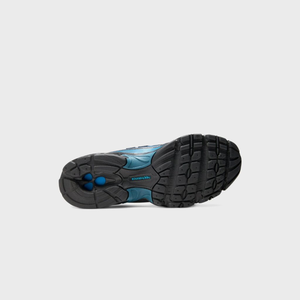 Кроссовки New Balance 740 - Streamsong / Black