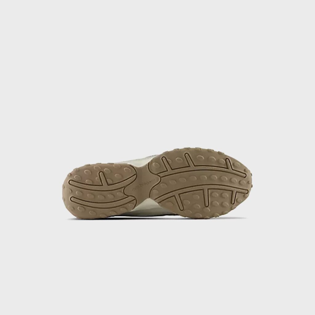 Кроссовки New Balance 204V - Turtledove / Timberwolf