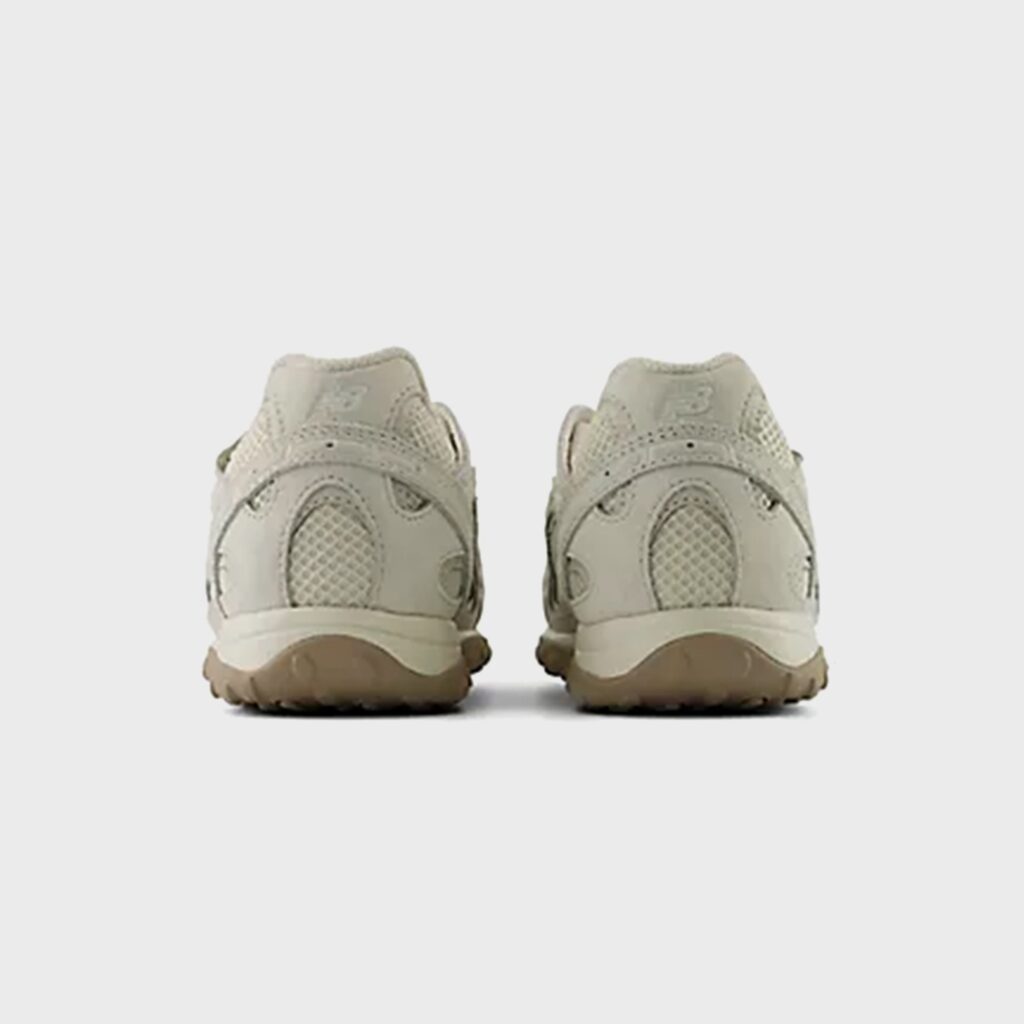 Кроссовки New Balance 204V - Turtledove / Timberwolf