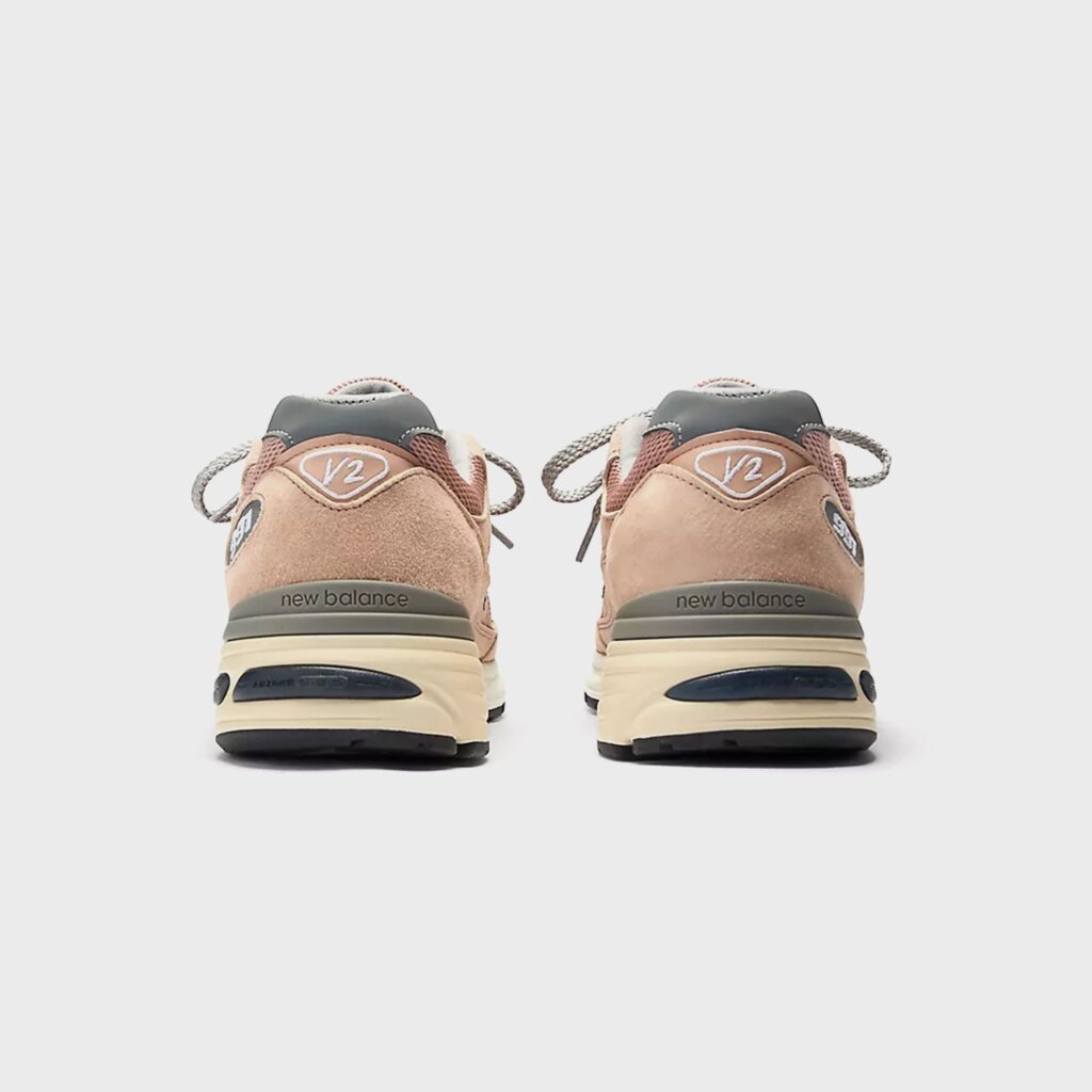 Кроссовки New Balance Made in UK 991v2 - Mahogany Rose / Silver